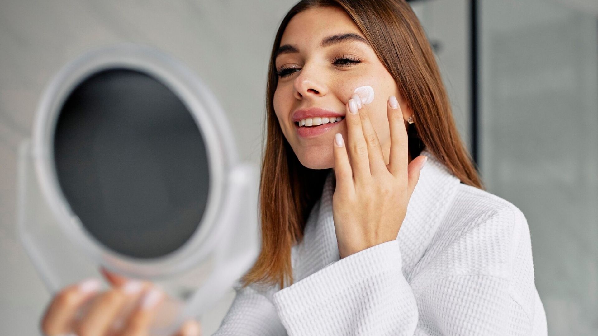 Günlük Cilt Temizliği Rutini Nasıl Olmalı?